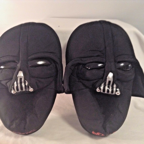 NEW STAR WARS /"DARTH WADER/" SLIPPERS youth size 9//10 11//12 13//1 2//3